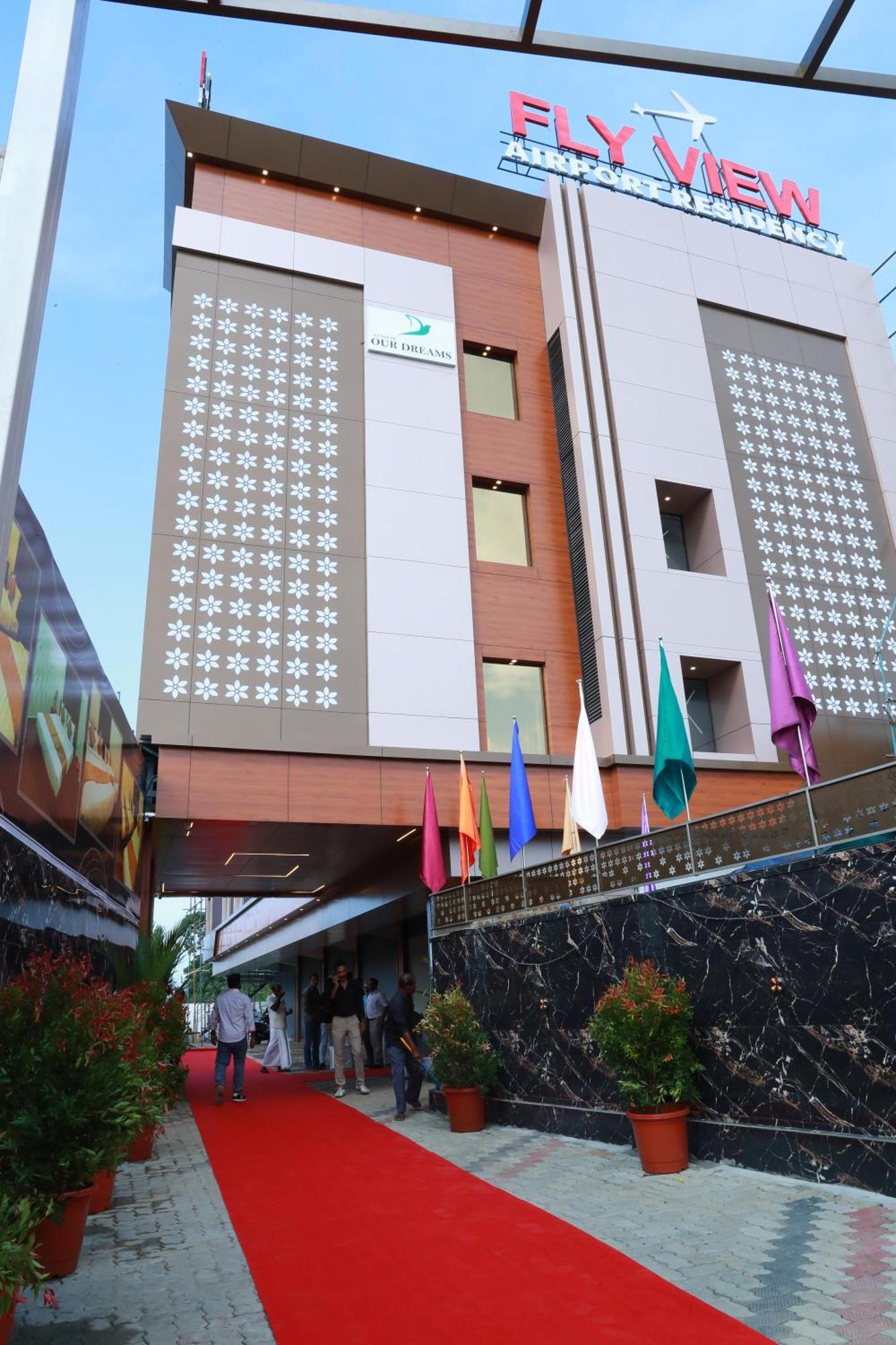 Fly View Airport Residency Hotell Nedumbassery Exteriör bild