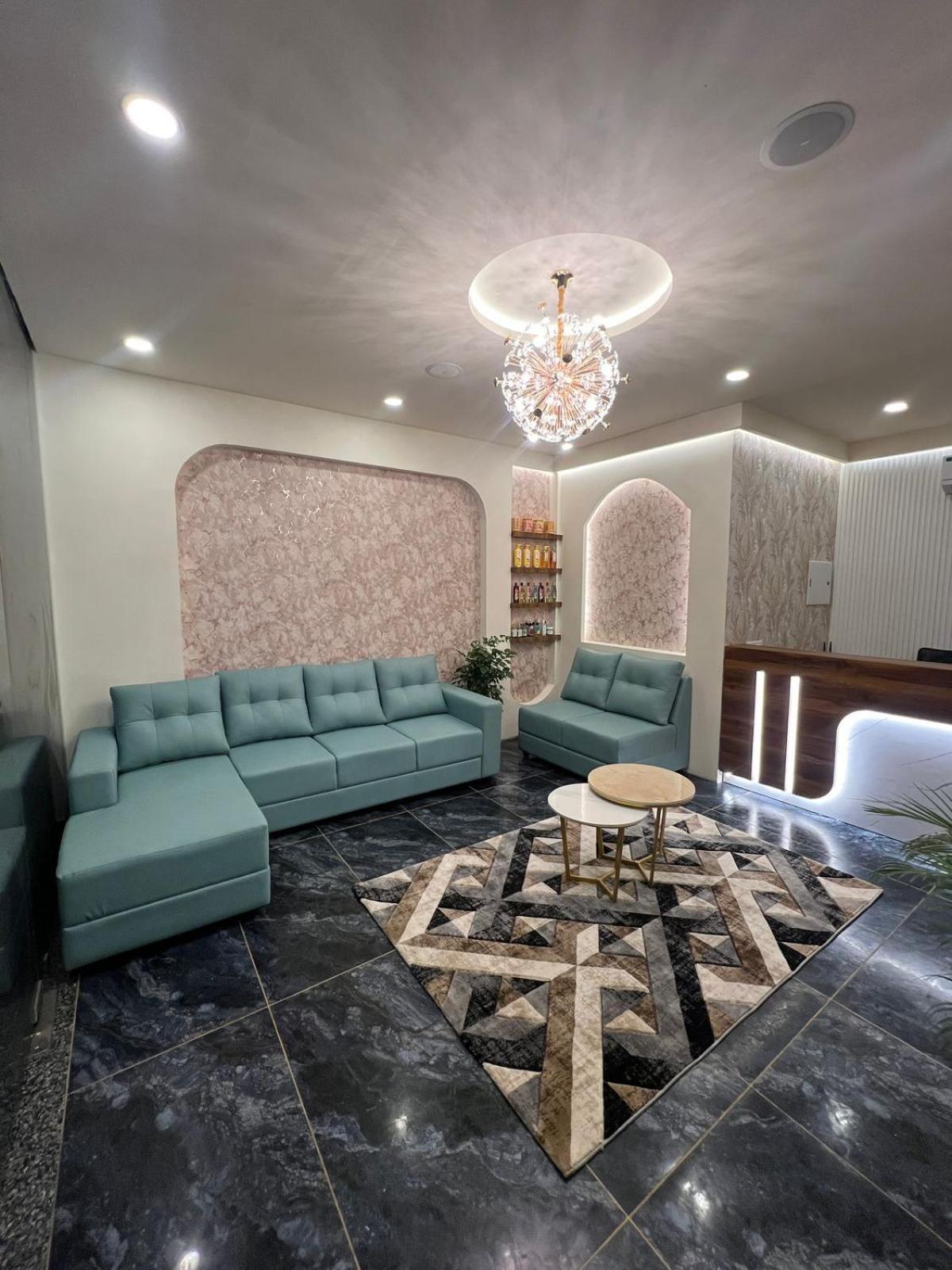 Fly View Airport Residency Hotell Nedumbassery Exteriör bild